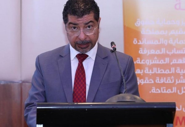 فليترك علي الدرازي حقوق الإنسان لأهلها!